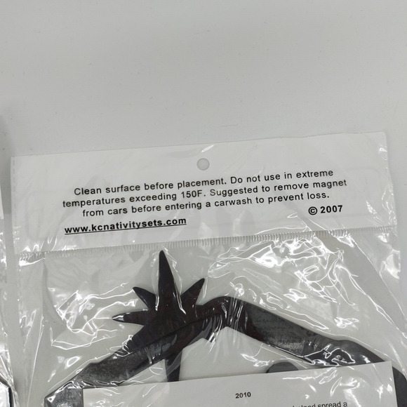 Lot of 2 Vehicle Magnet of Holy Family Keep Christ in Christmas - Picture 4 of 7